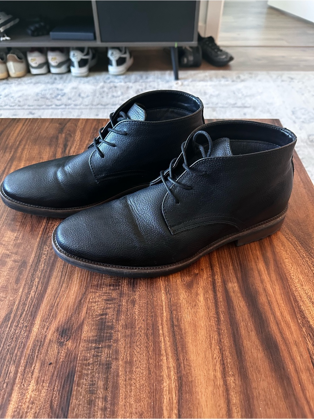 Black Men's Leather Chukka Boots